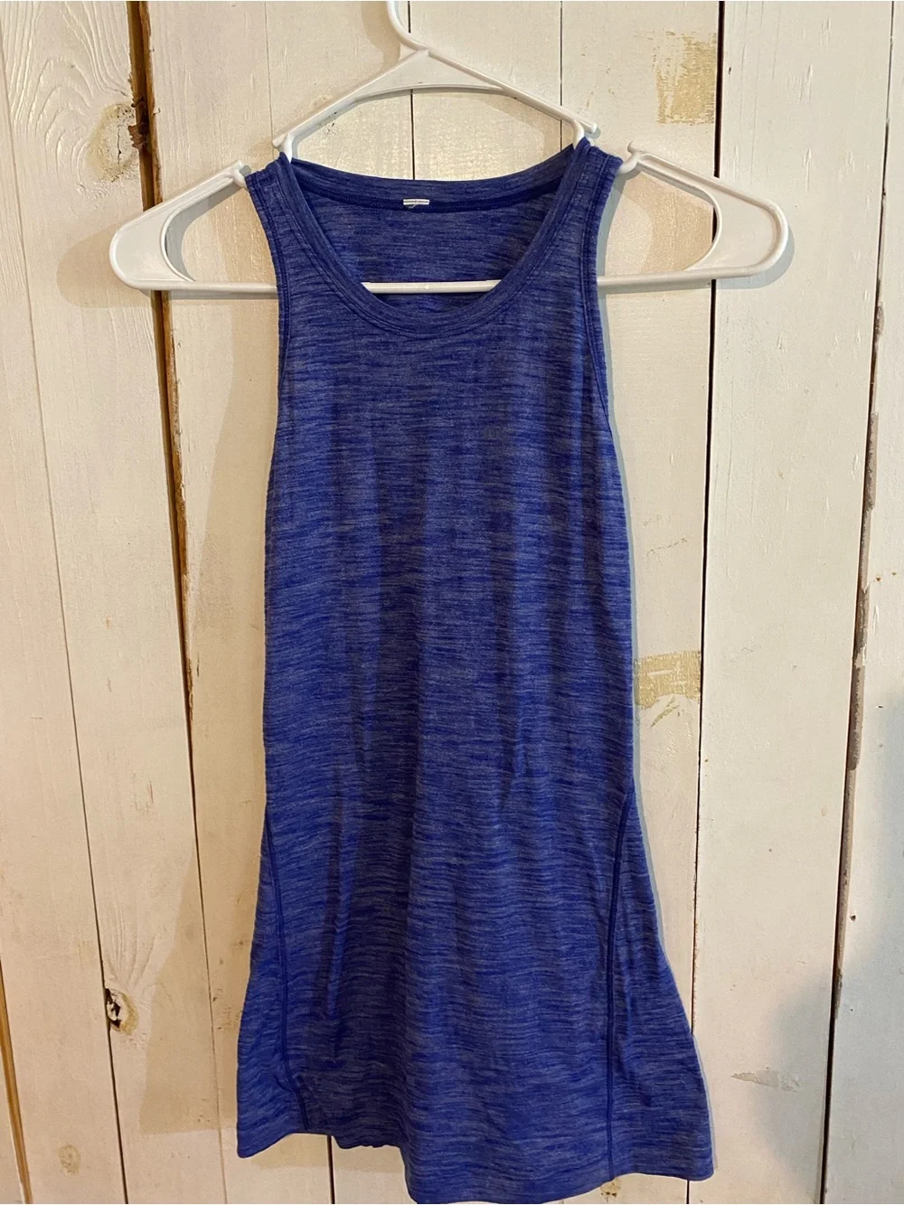 Lululemon Women's Size 6 Workout Lot | 5 Tops + Size 8 Leggings | 6 Pieces" - Picture 6 of 16